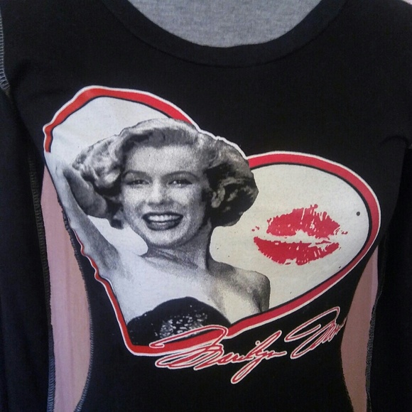 Marilyn Monroe Tee - Picture 2 of 8